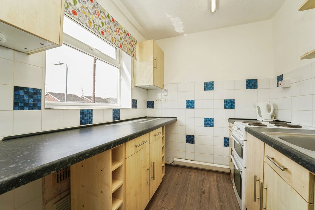 Property photo 1 of 16 Kitchen