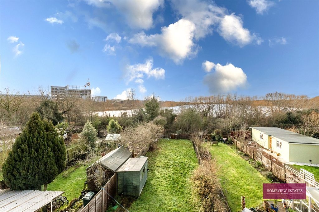 Property photo 2 of 12 Picture No. 09