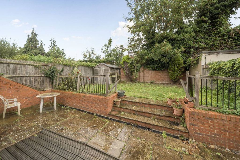 Property photo 1 of 11