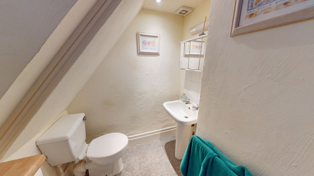 Property photo 2 of 5