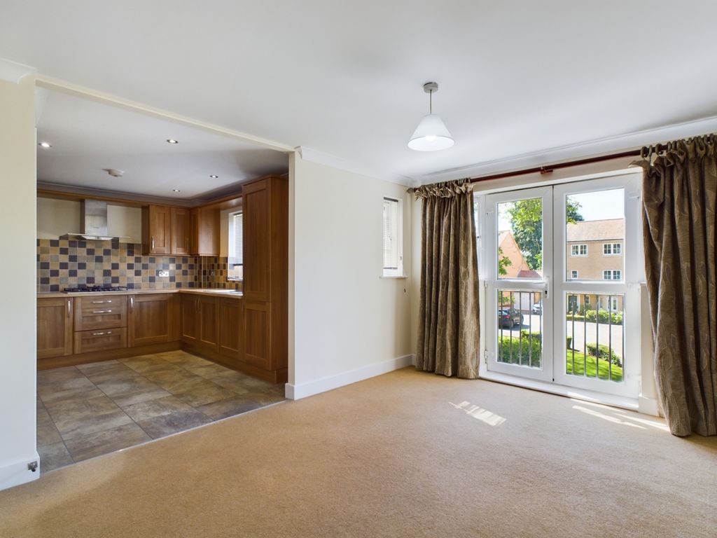 Property photo 3 of 9 Cam01909G0-Pr0197-Still006