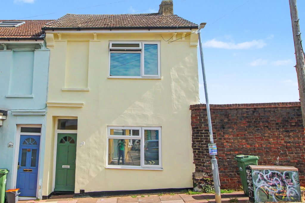 Property photo 1 of 15 29 Southover Street, Brighton Bn2 9Ud