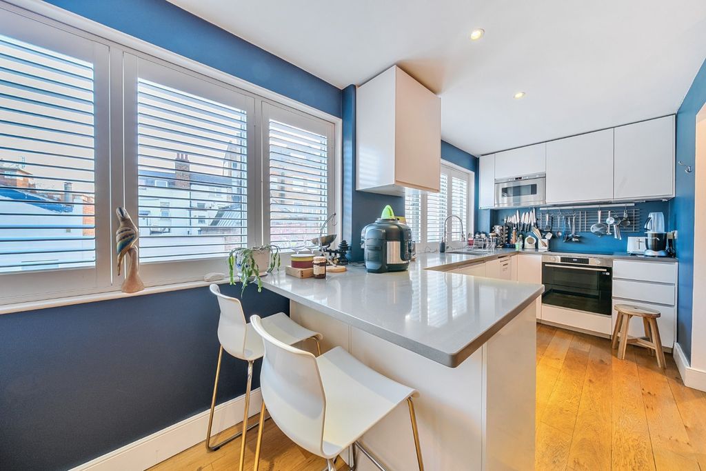 Property photo 3 of 19 Picture No. 14