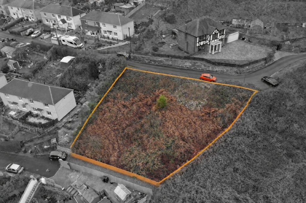 Property photo 3 of 7