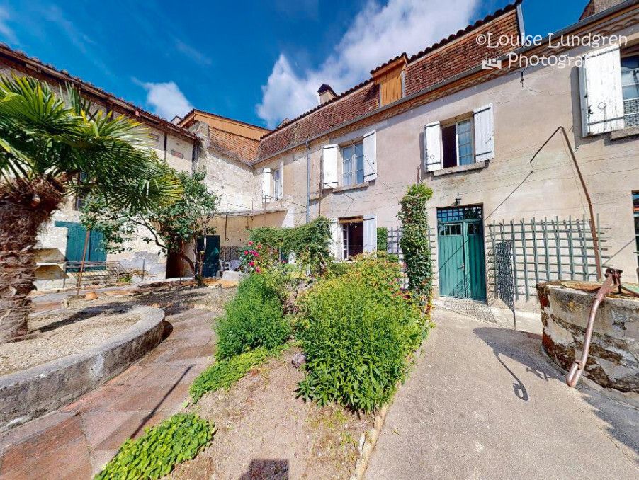 Property photo 2 of 26