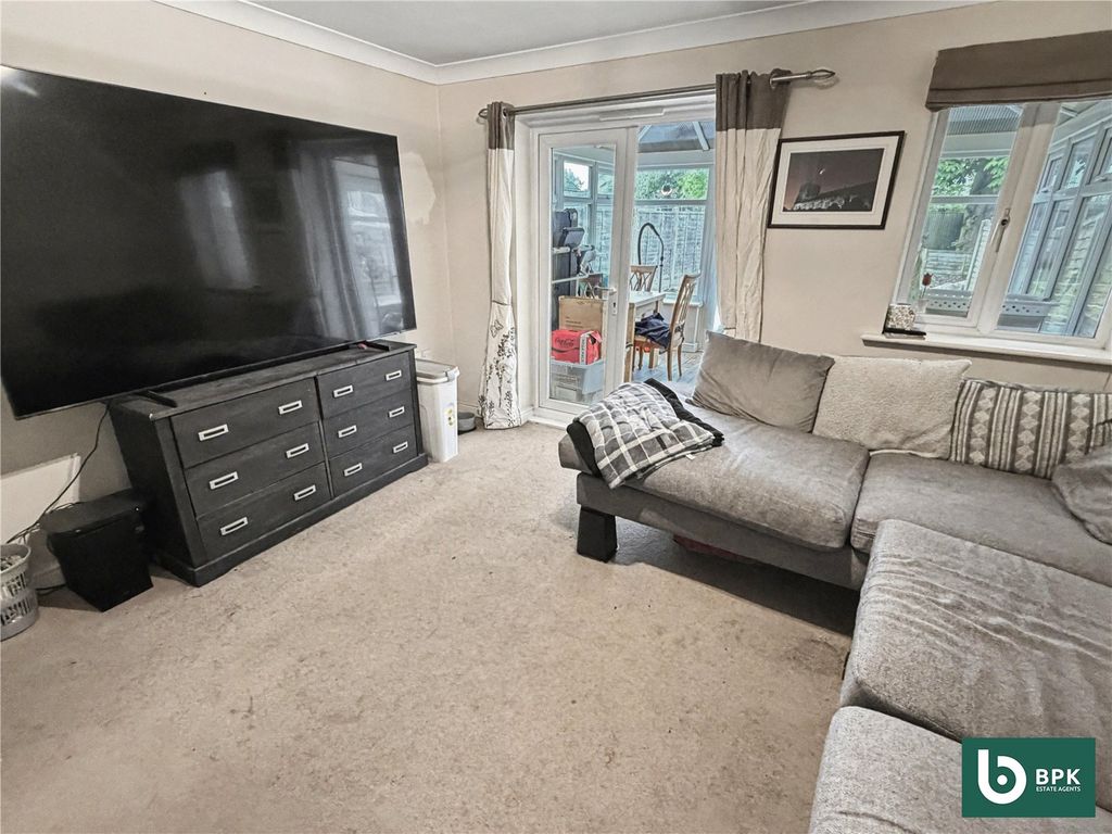 Property photo 2 of 11 Picture No. 09