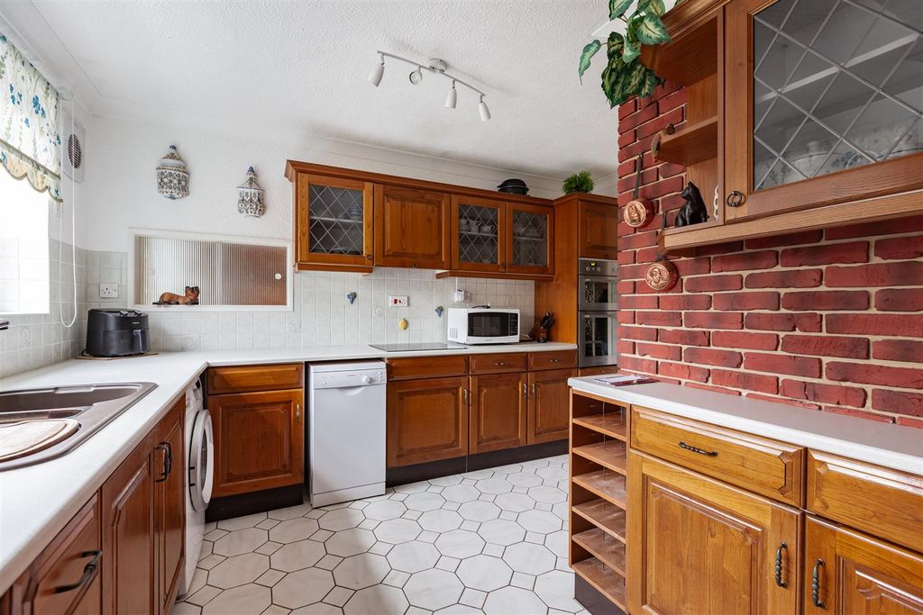 Property photo 3 of 16 Duradun-Hr8.Jpg