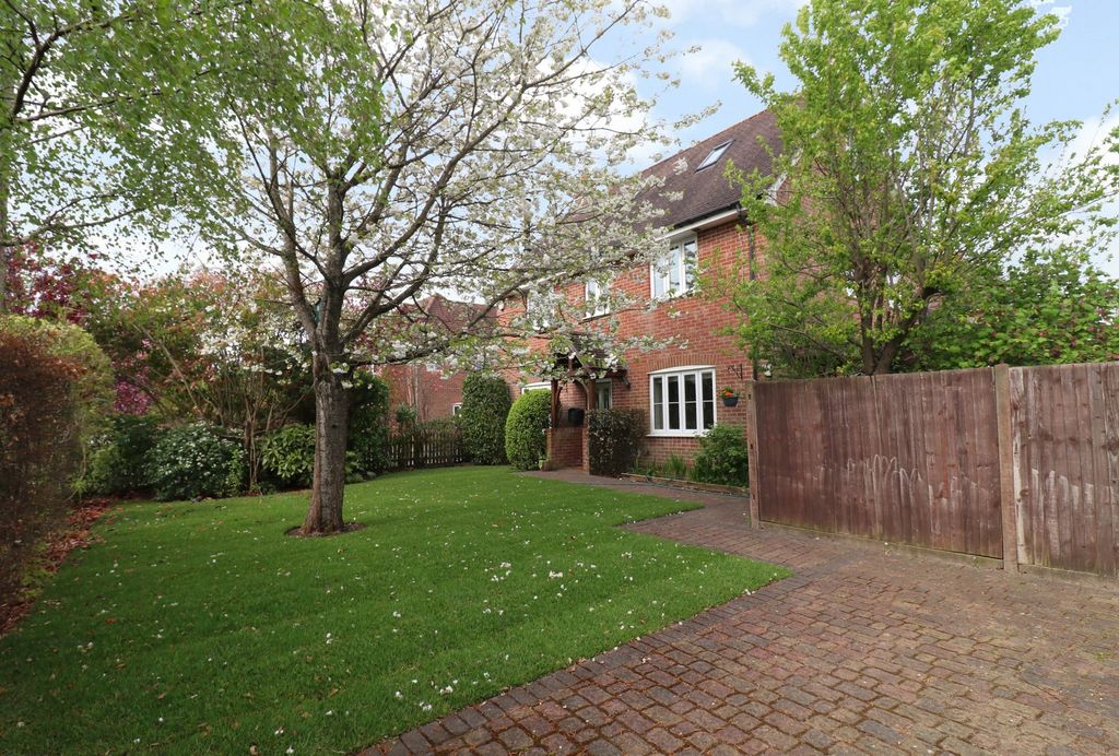 Property photo 1 of 25