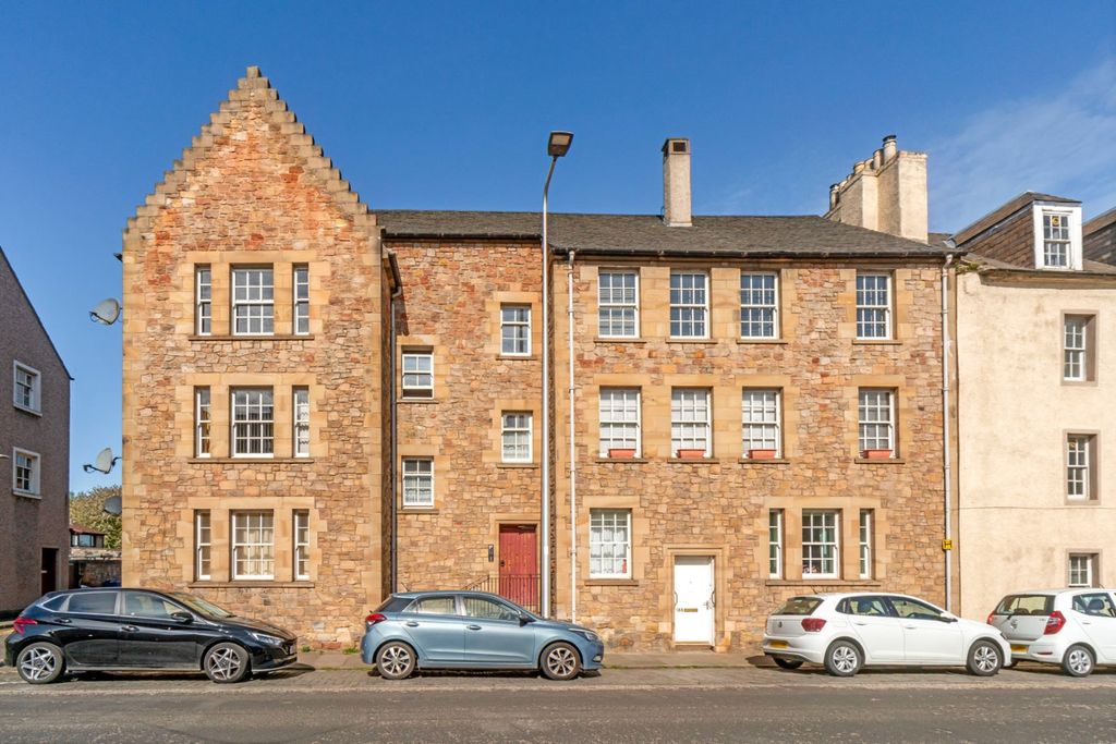 Property photo 1 of 12 5163441