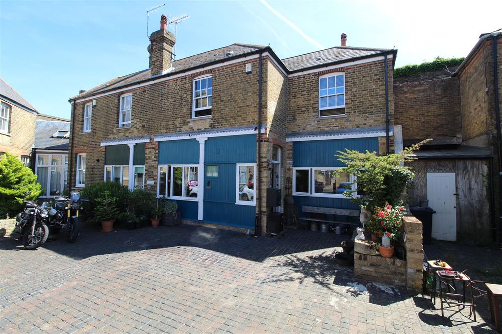 Property photo 1 of 10 Img_6252.Jpg