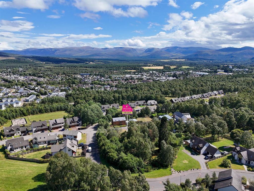 Property photo 1 of 10 House Site Aviemore