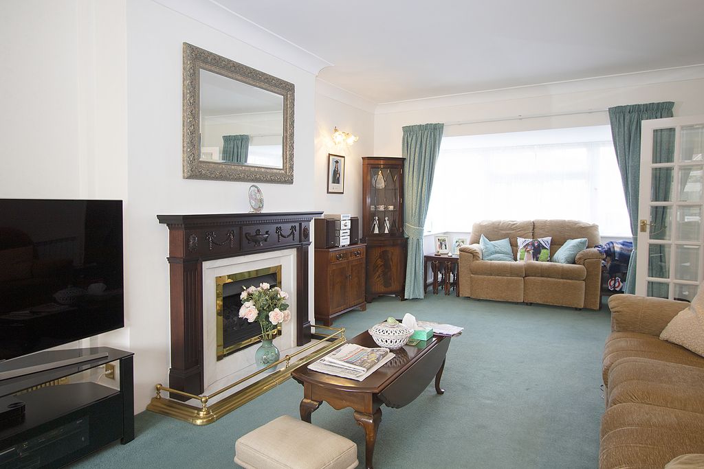 Property photo 3 of 20 Photo 2