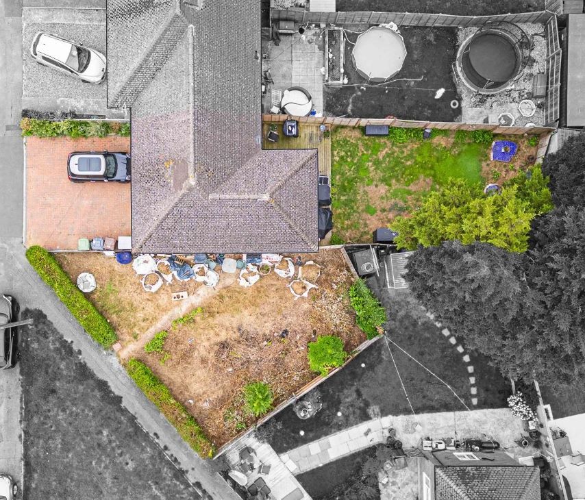 Property photo 3 of 14