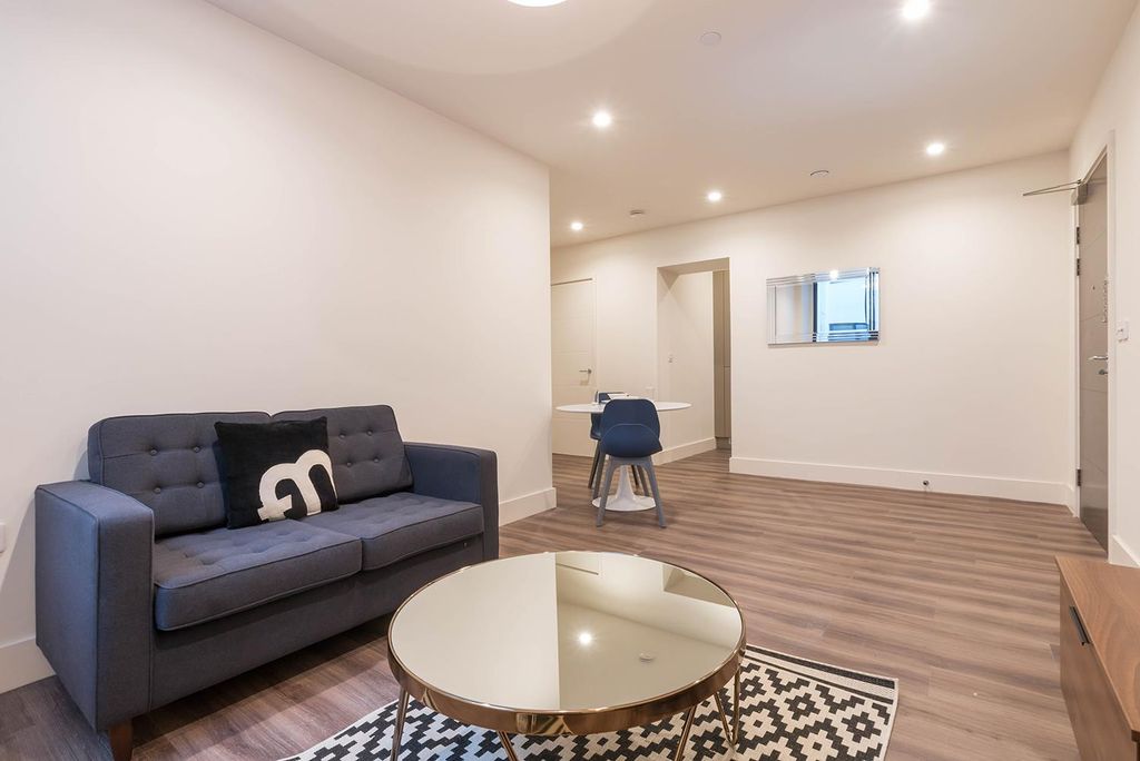 Property photo 1 of 15 Living Area