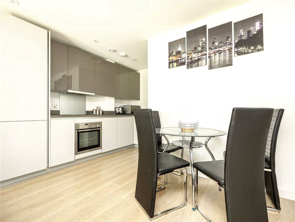 Property photo 2 of 15 Picture No. 09