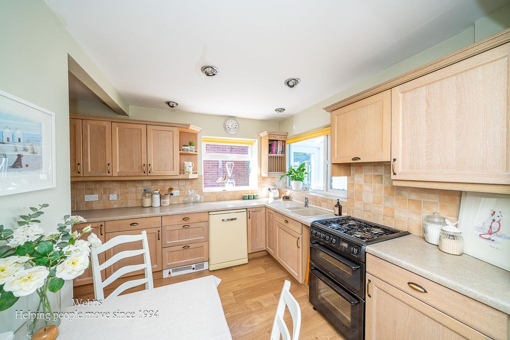 Property photo 3 of 31 Webbs-16.Jpg