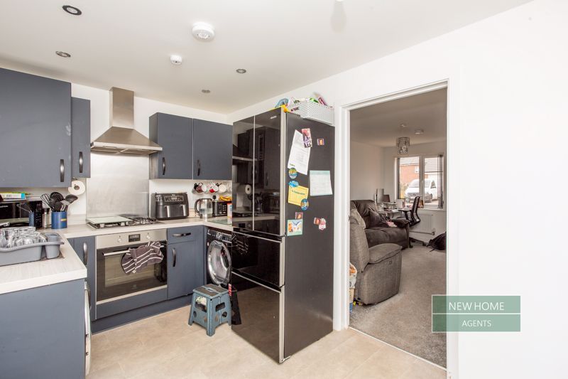 Property photo 3 of 14 Photo 11