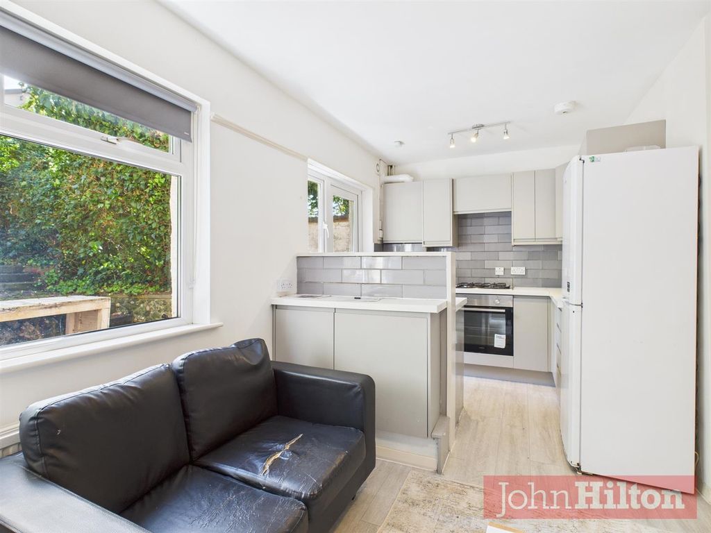 Property photo 1 of 15 Cam02534G0-Pr0560-Still005.Jpg