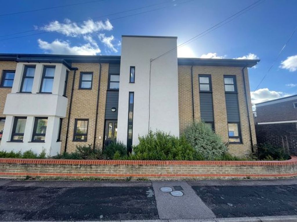 Property photo 1 of 1