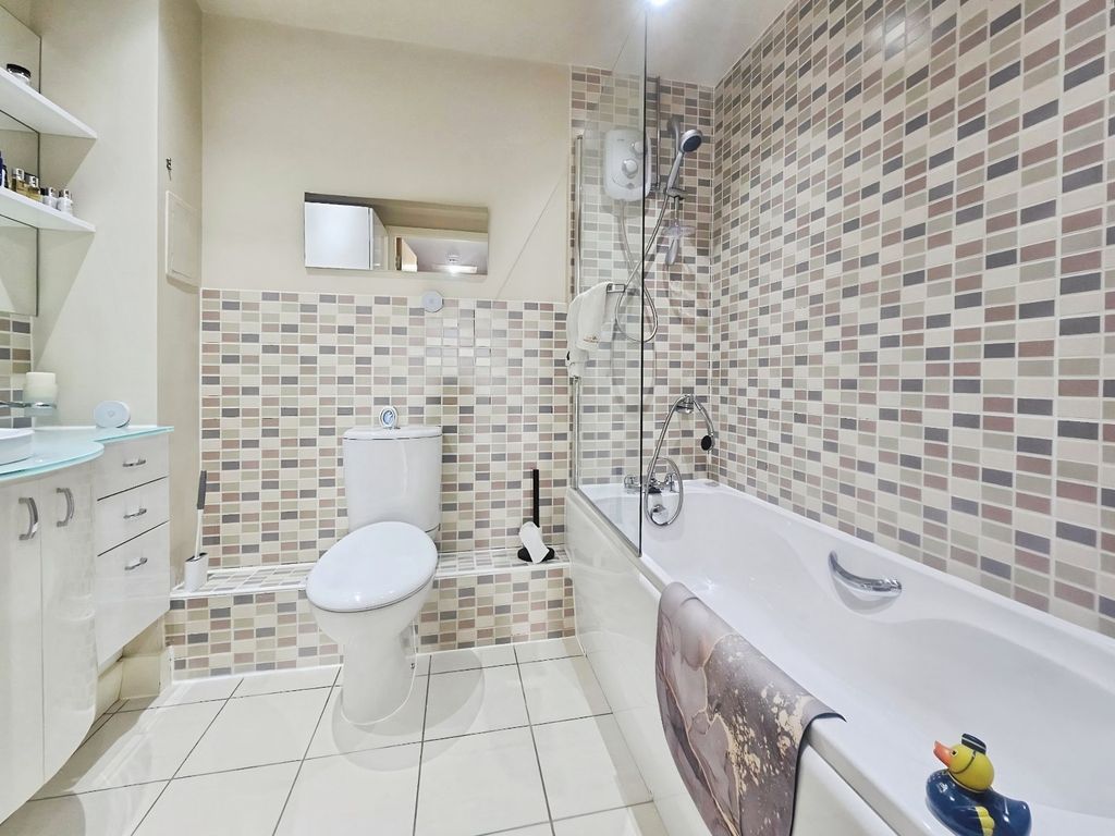Property photo 3 of 19 Picture No. 06