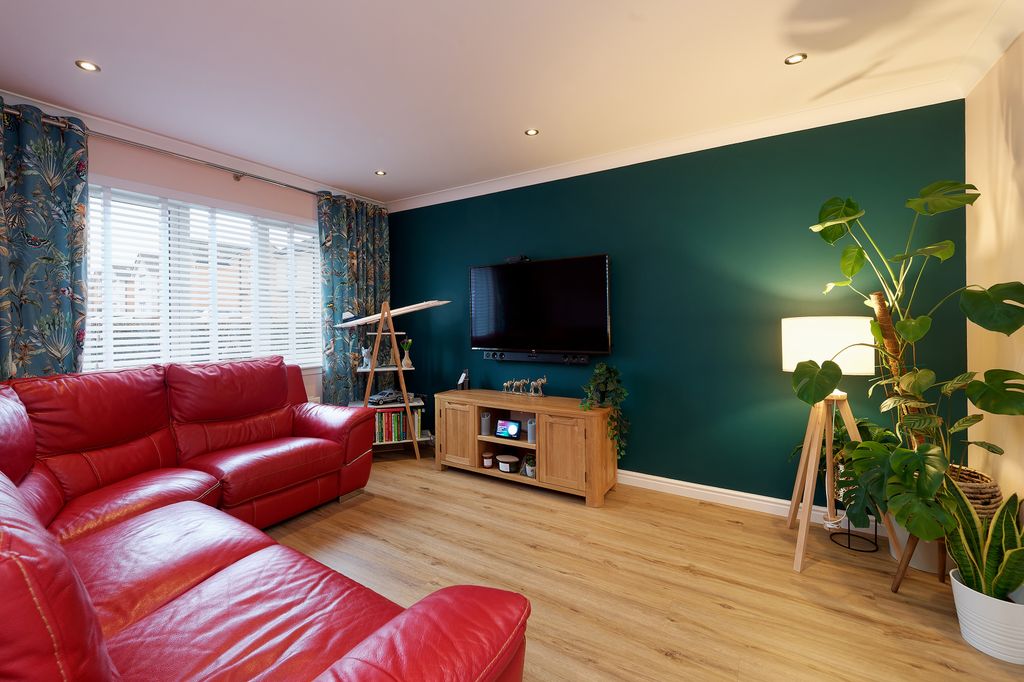 Property photo 3 of 25 Property Image 3