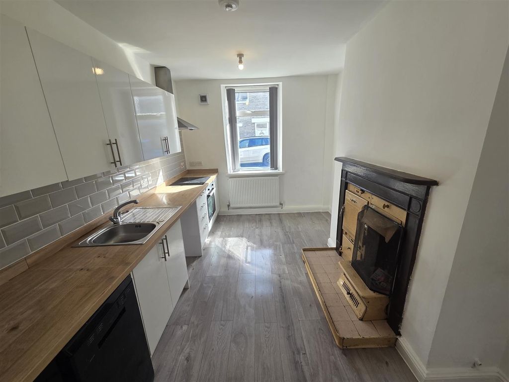 Property photo 2 of 13 Image002 (2).Jpg