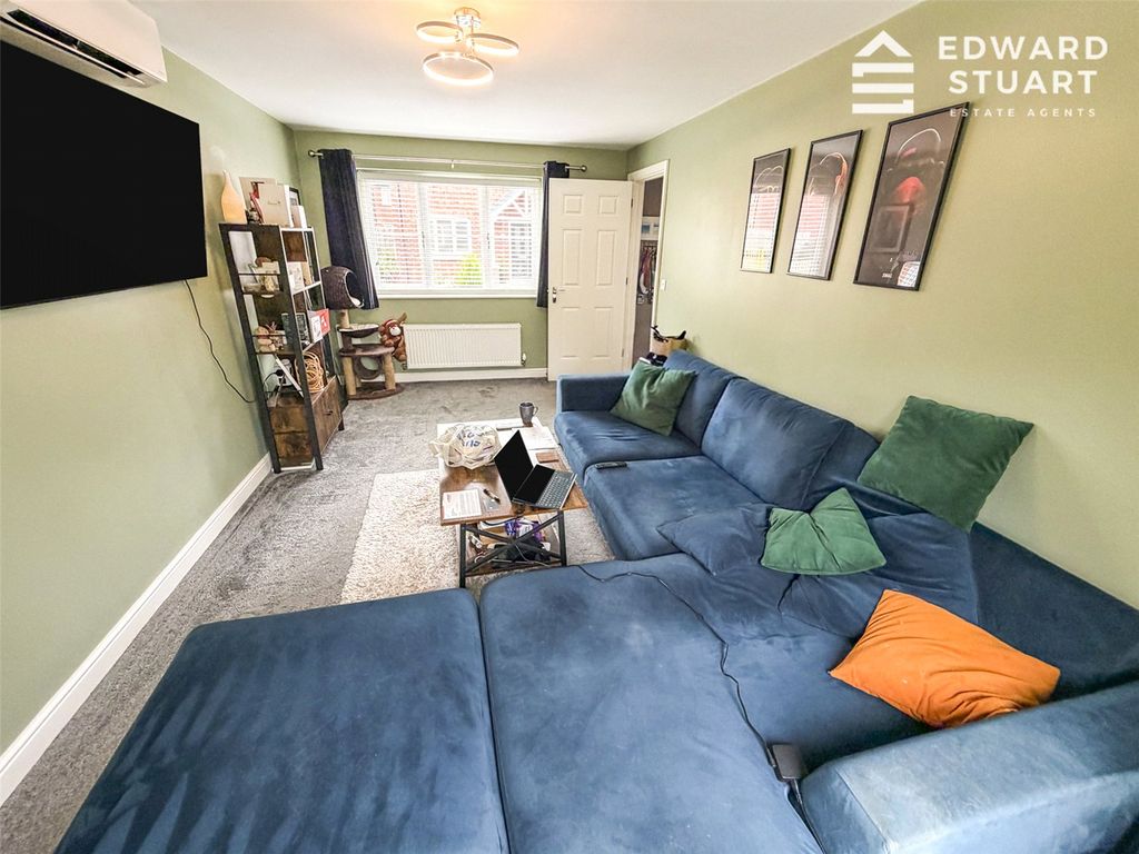 Property photo 3 of 13 Picture No. 08