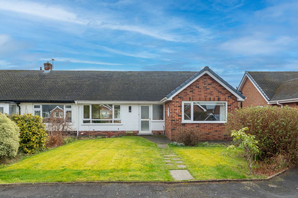 Property photo 1 of 13 Front