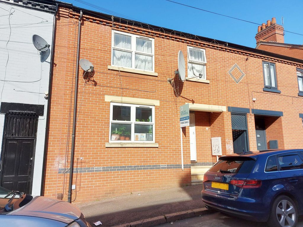 Property photo 2 of 6 Front Elevation