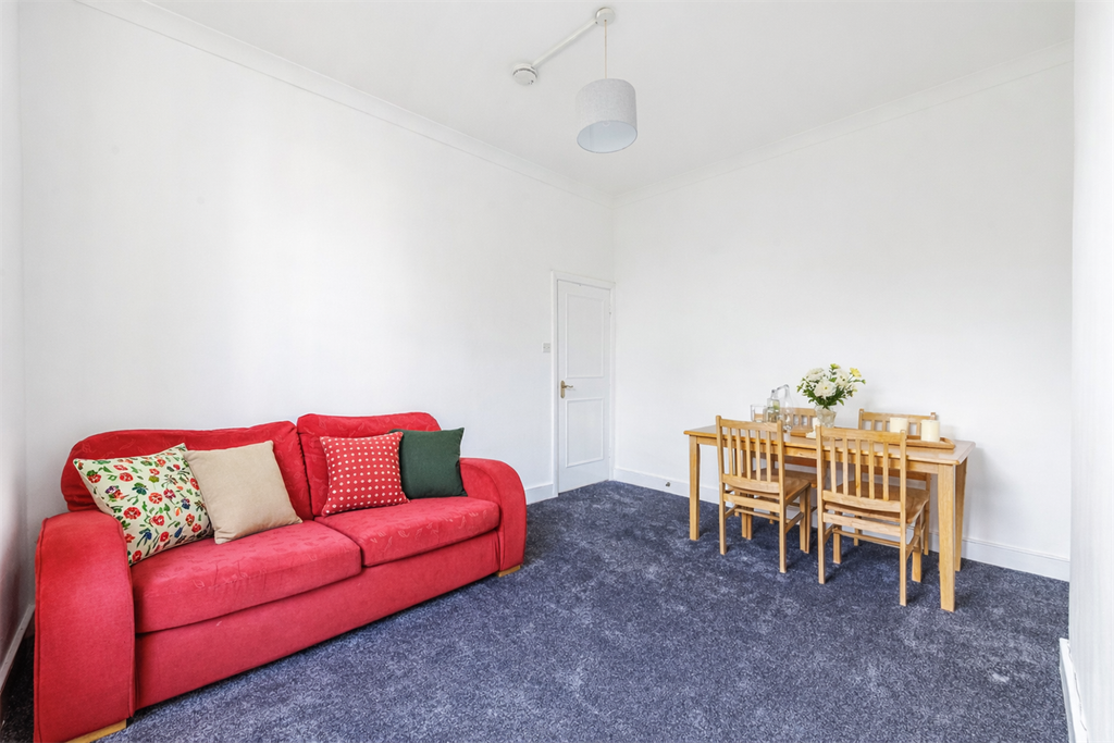 Property photo 1 of 5 (Main)