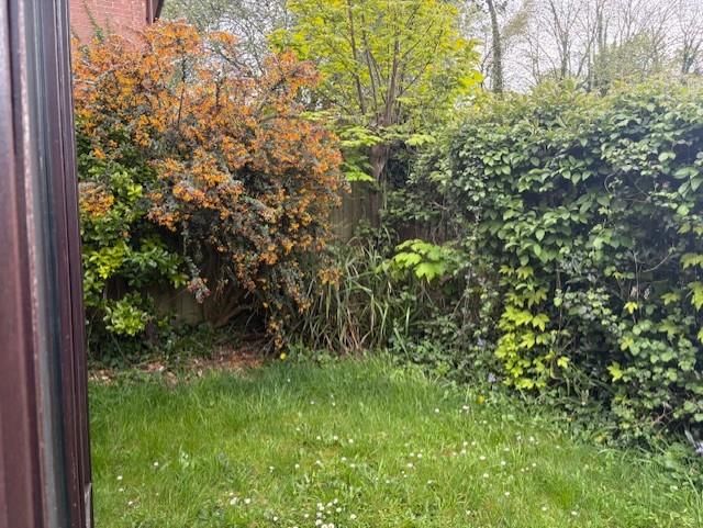 Property photo 2 of 10 Garden