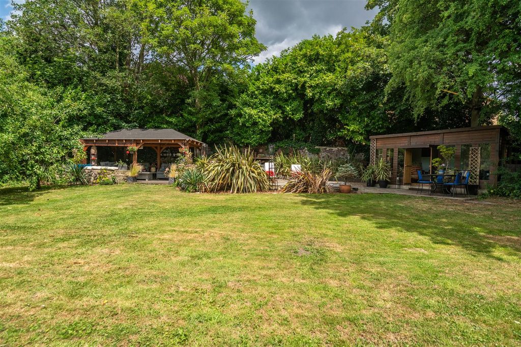 Property photo 3 of 25 _A7R4997-Hdr.Jpg