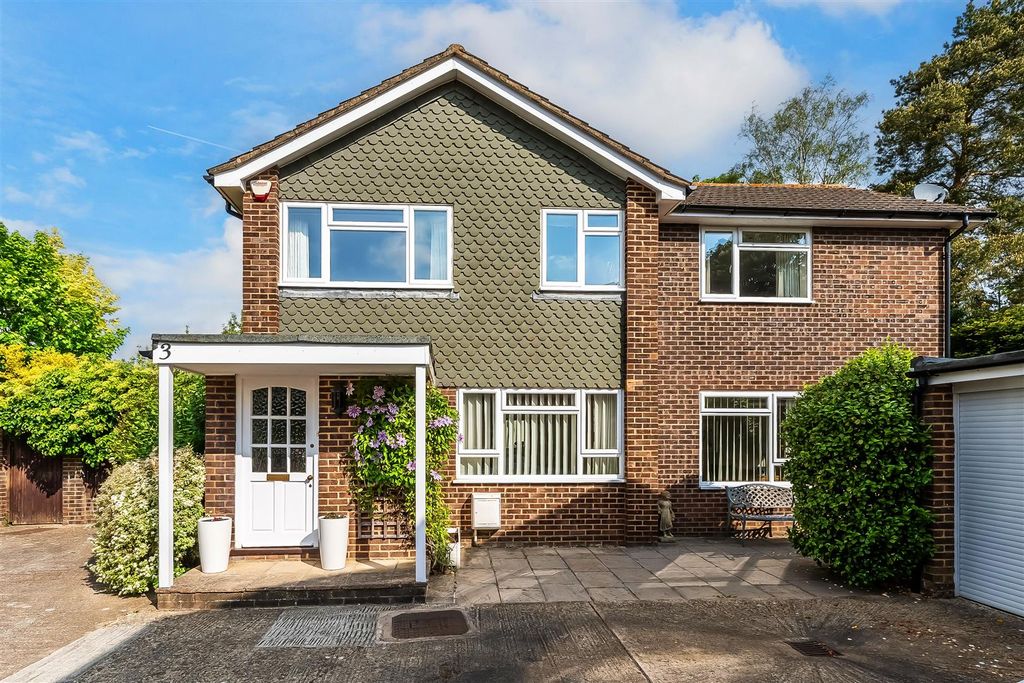 Property photo 1 of 33 3-The-Hawthorns-1.Jpg