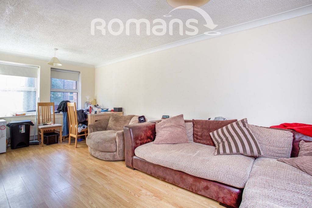 Property photo 3 of 6 F8693d62-d526-Ec11-B