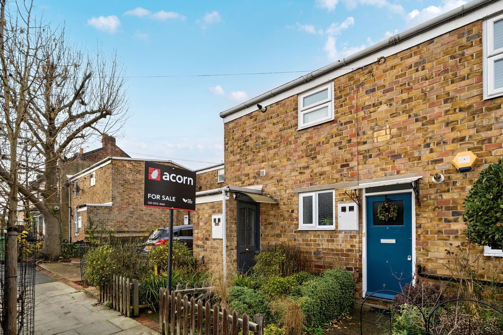 Property photo 1 of 12 Exterior