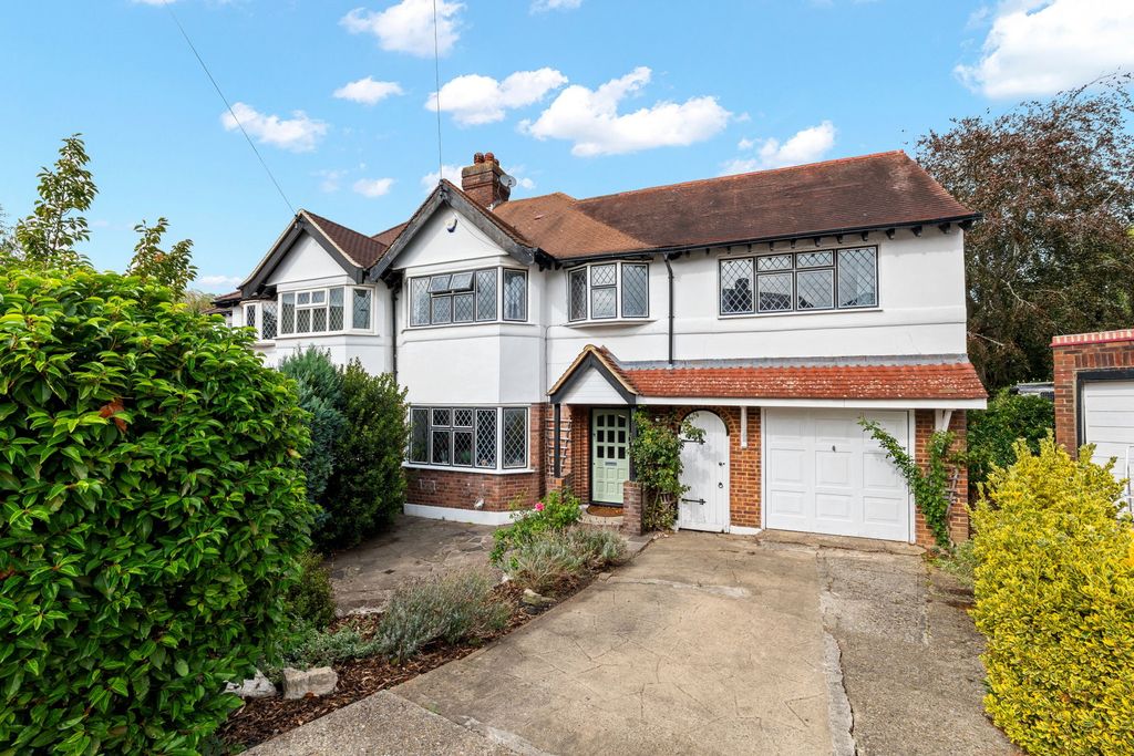 Property photo 1 of 27