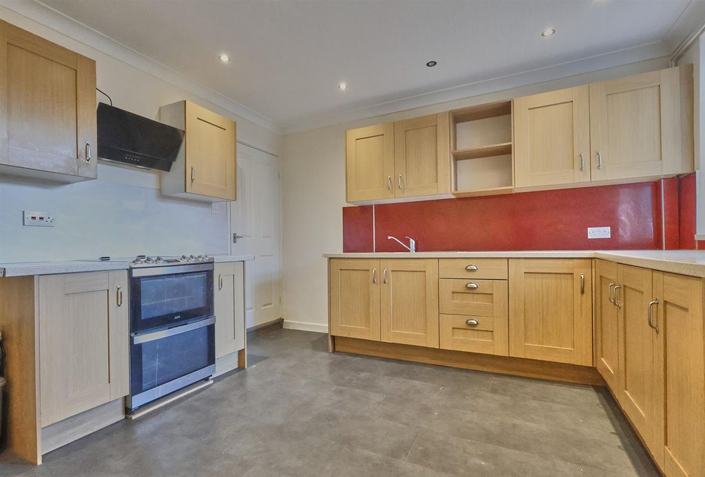 Property photo 2 of 14 Highfield St Earl Shilton_4.Jpg