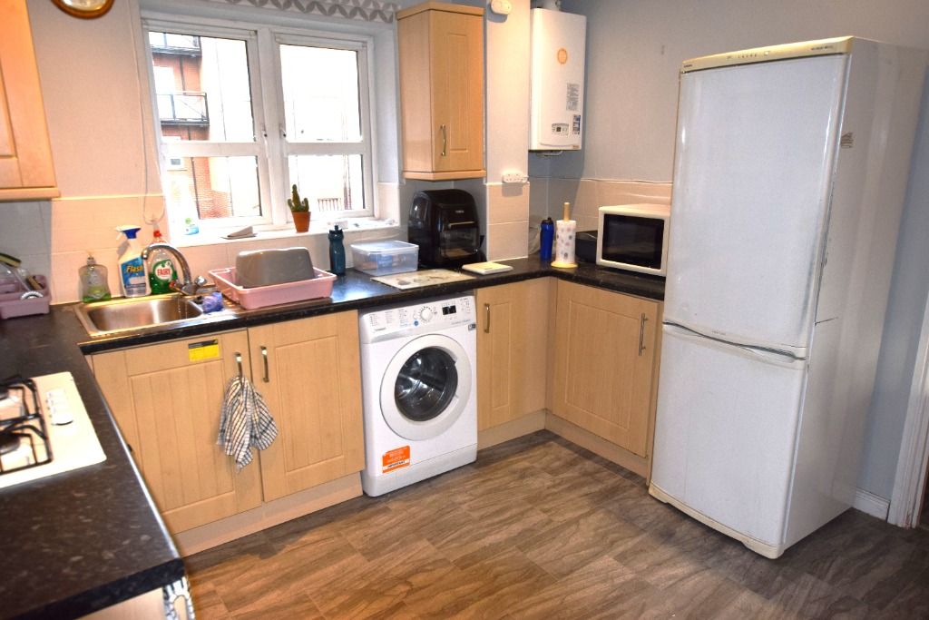 Property photo 2 of 5