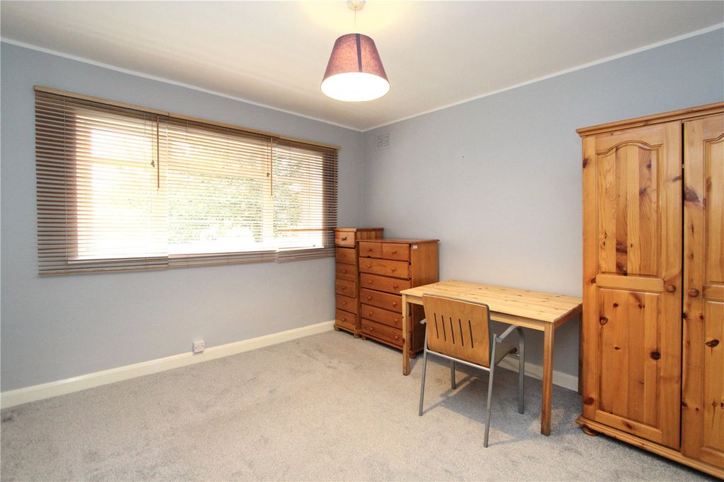Property photo 2 of 9 Picture No. 04