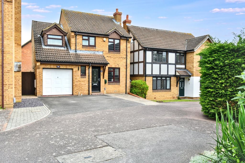 Property photo 1 of 23