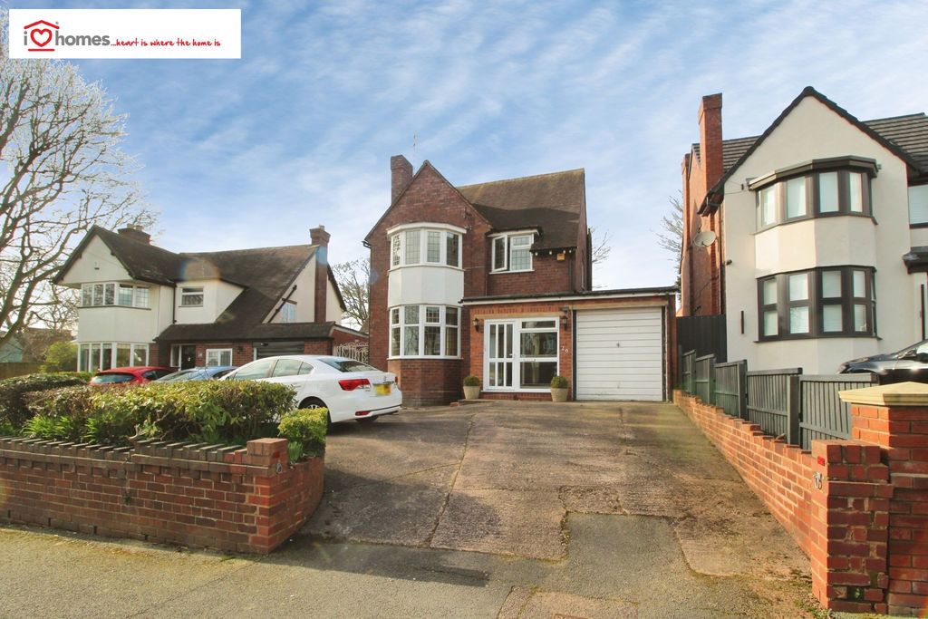 Property photo 1 of 19 Photo 6