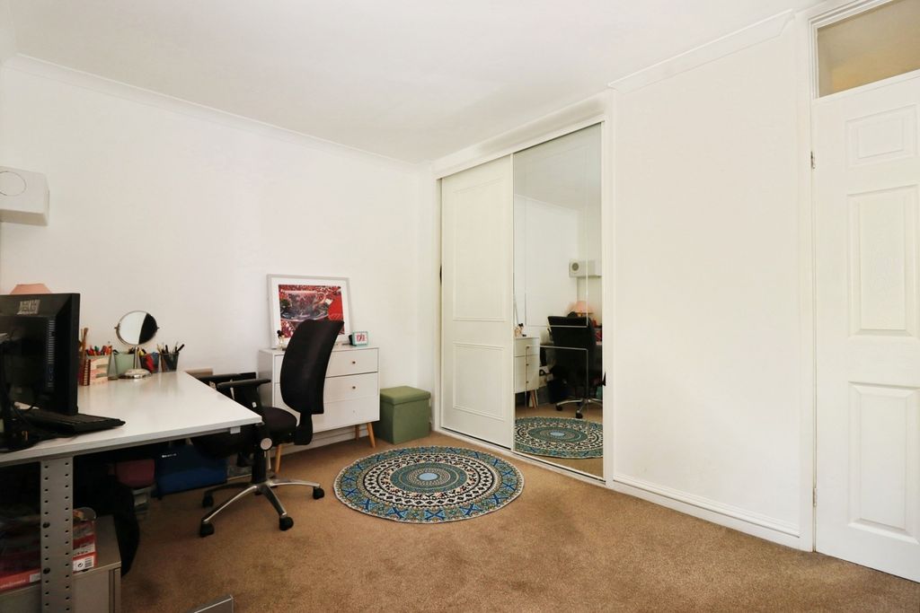 Additional image 16 of 2 bed flat for saleMarlborough Drive, Frenchay, Bristol BS16