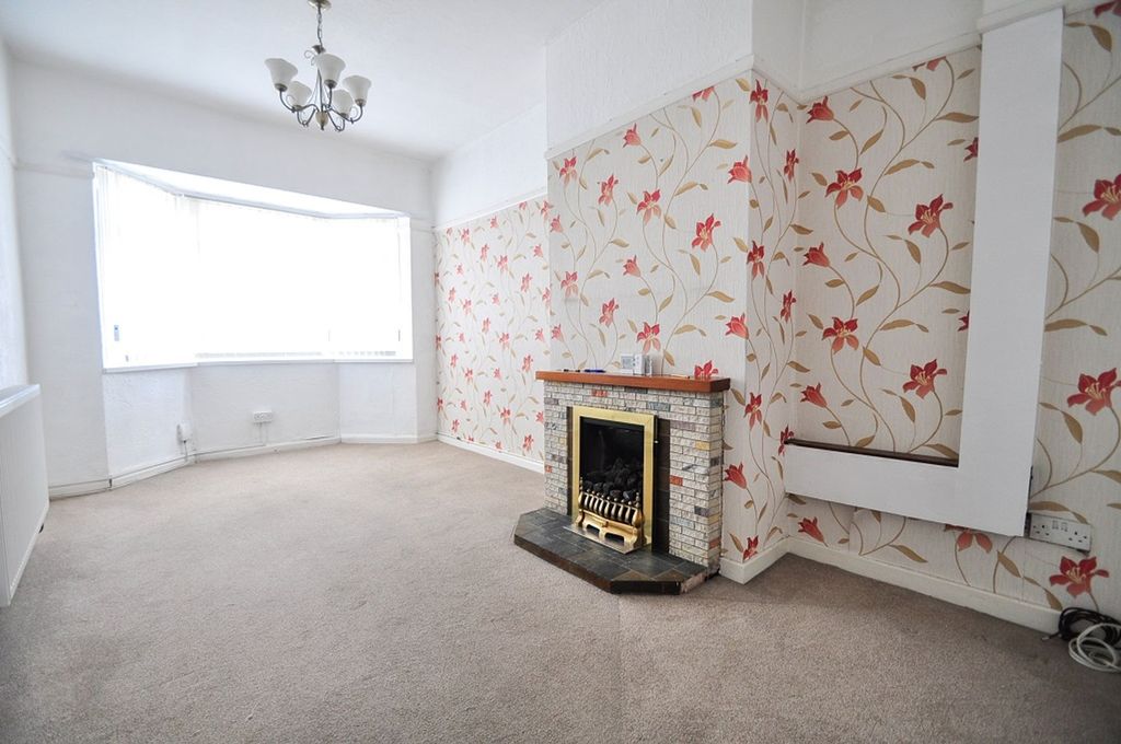 Property photo 3 of 31