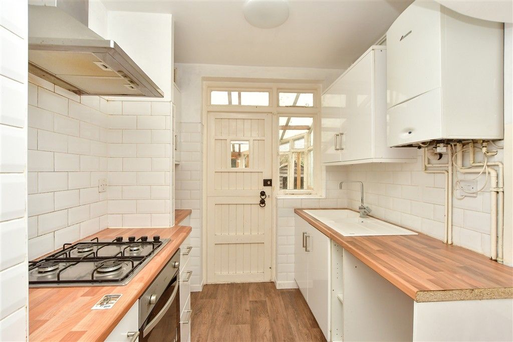 Property photo 2 of 12 Lounge/Diner