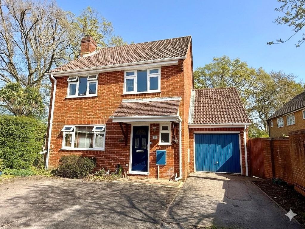 Property photo 1 of 18 Front.Jpg