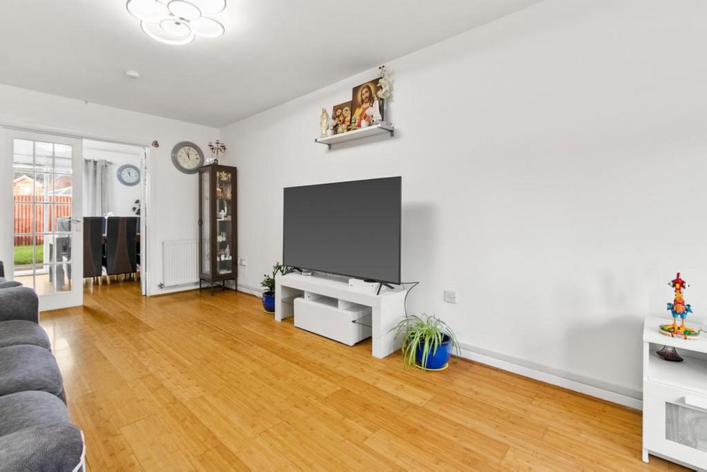 Property photo 3 of 29