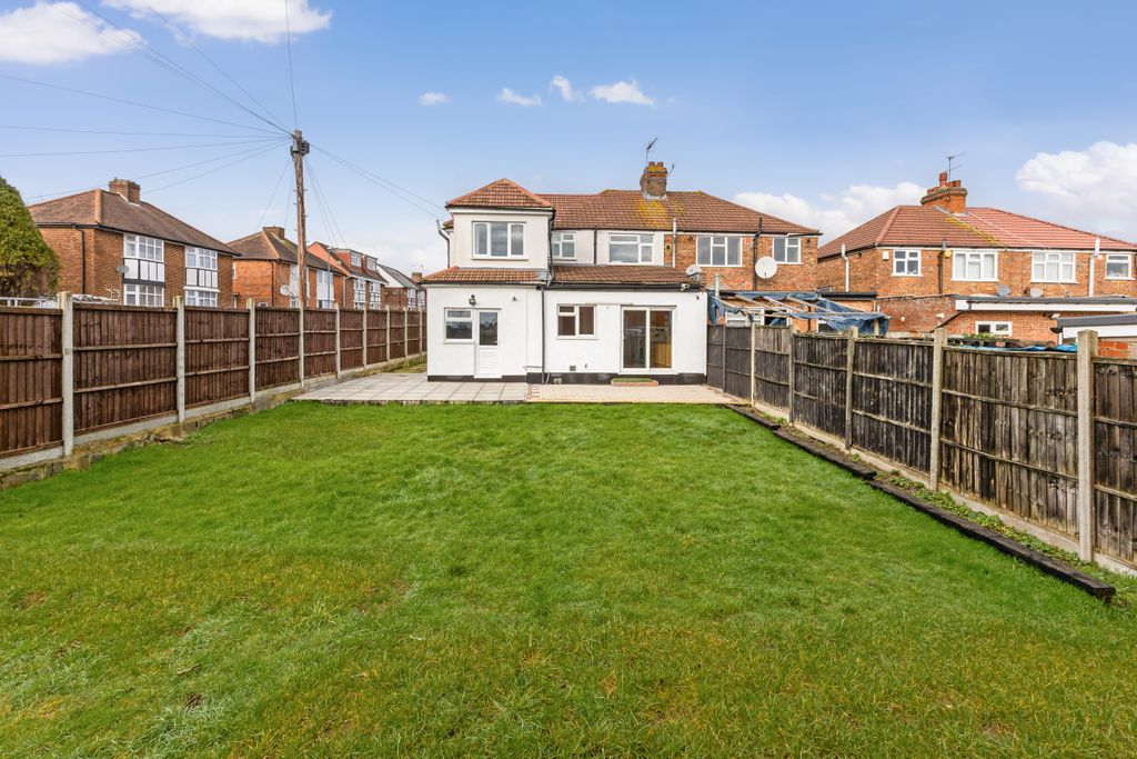 Property photo 1 of 25