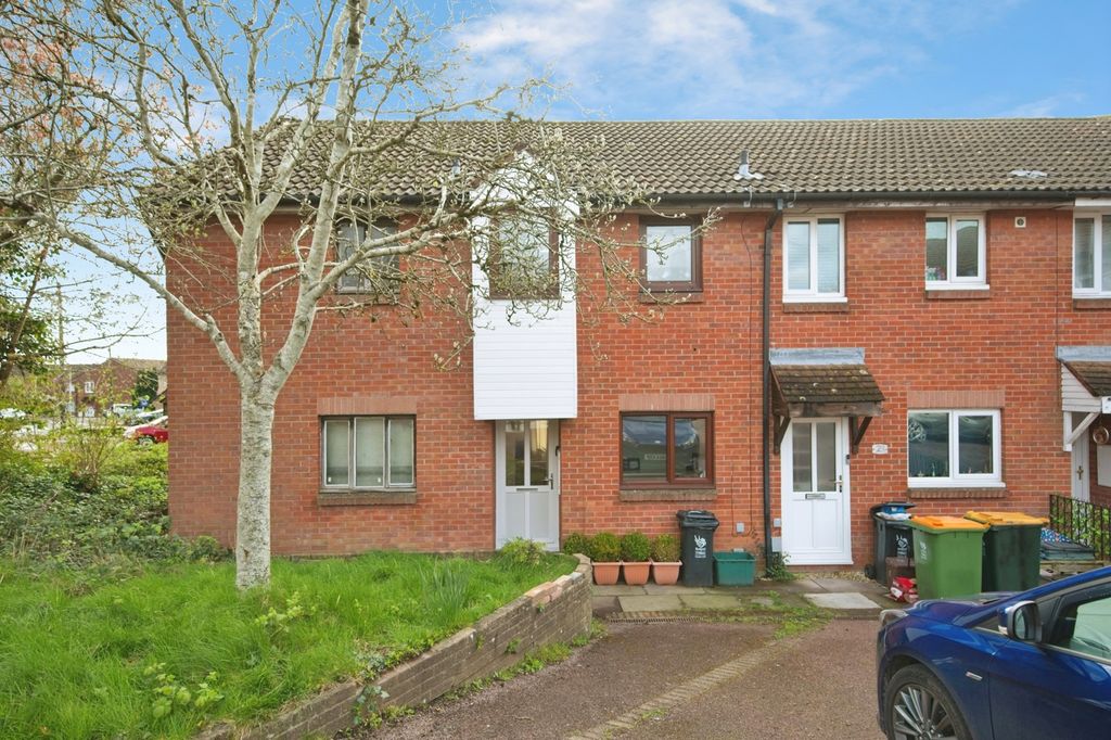 Property photo 1 of 15 Front