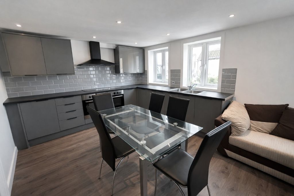 Property photo 3 of 4 Photo 3