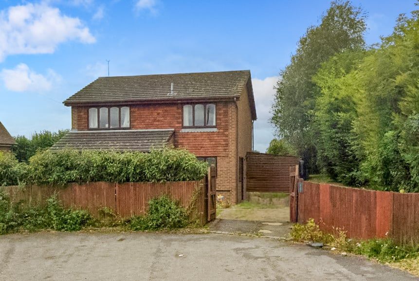 Property photo 1 of 24